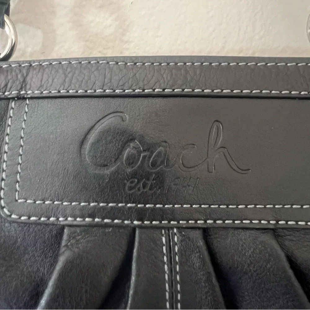 Coach Pleated Gallery East West Tote - Picture 2 of 12